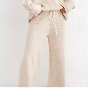 ISO DONT BUY aerie cozyup skater pant